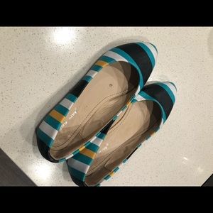 Striped Black Green Yellow and white flat shoes